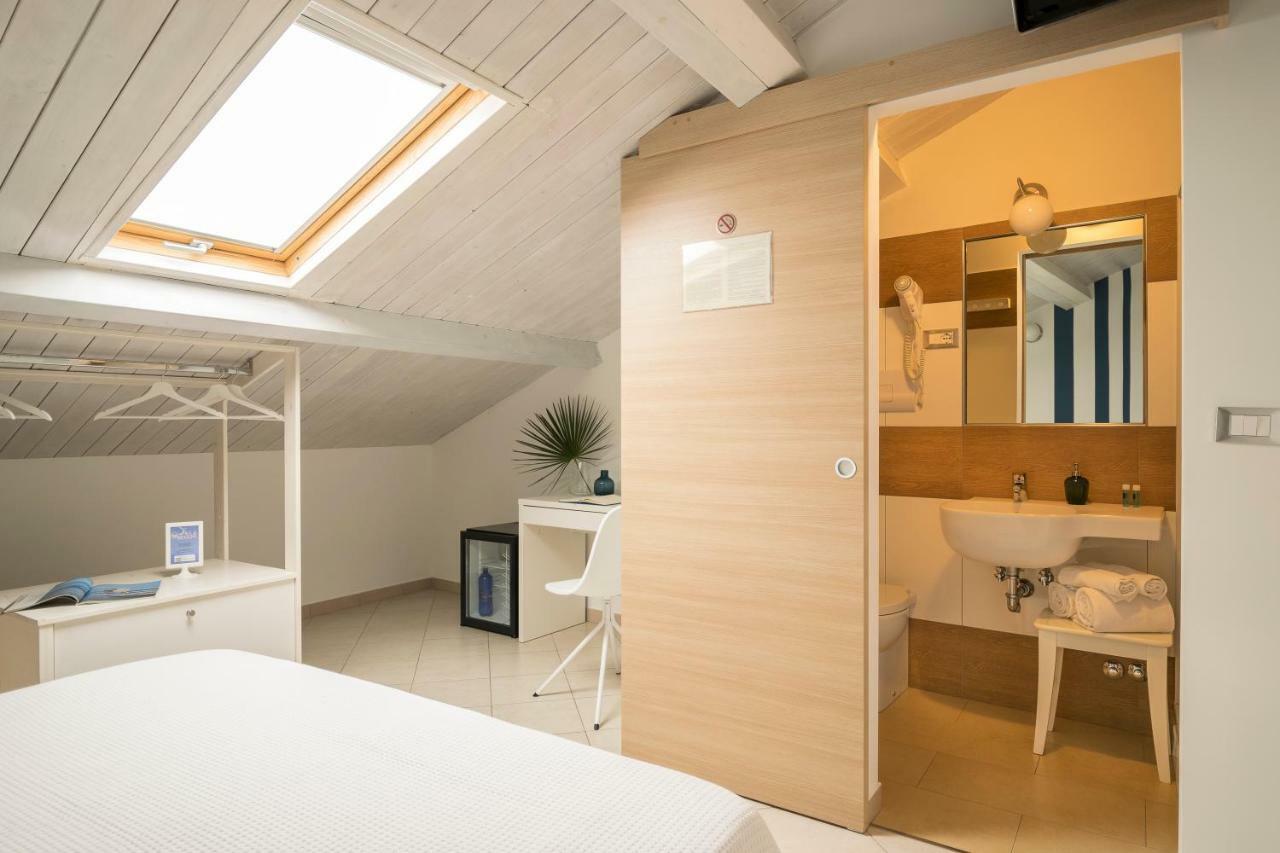 Civico 64 Bed & Breakfast In Mansarda Palmi Εξωτερικό φωτογραφία