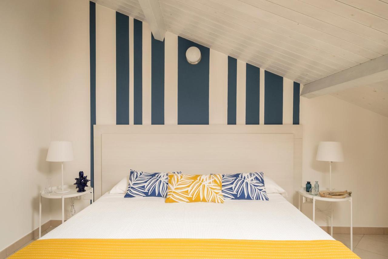 Civico 64 Bed & Breakfast In Mansarda Palmi Εξωτερικό φωτογραφία